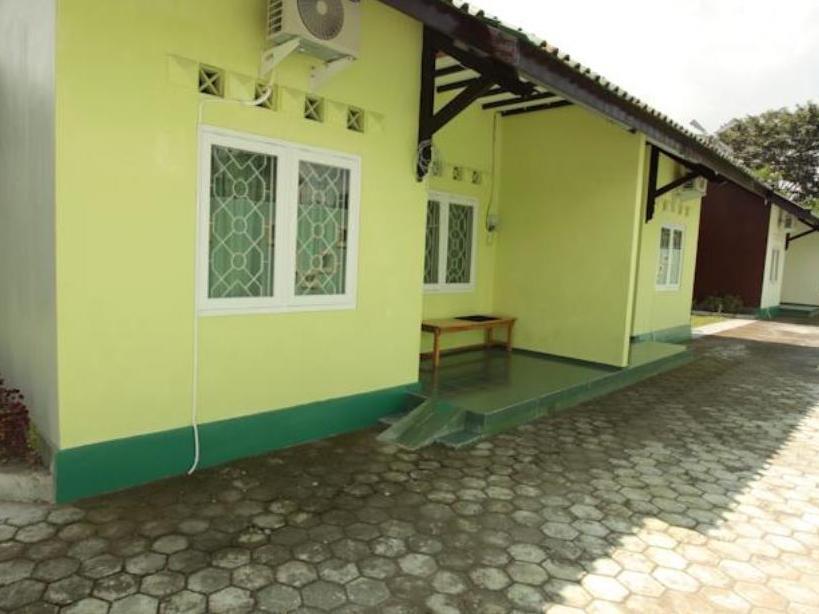 Reddoorz Near Institut Pertanian Yogyakarta Hotel Exterior photo